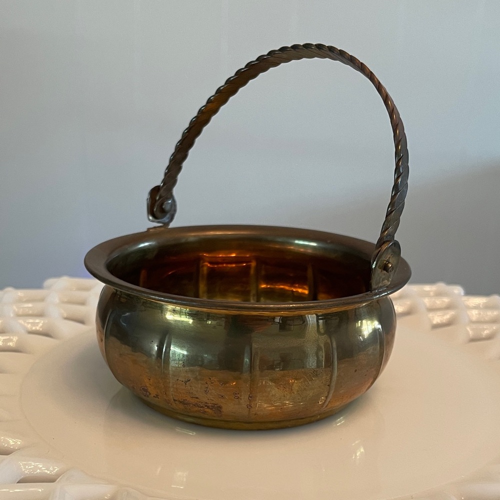 Vintage Brass Pot with handle